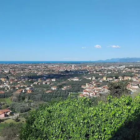 Belvedere 10 4* 피에트라산타